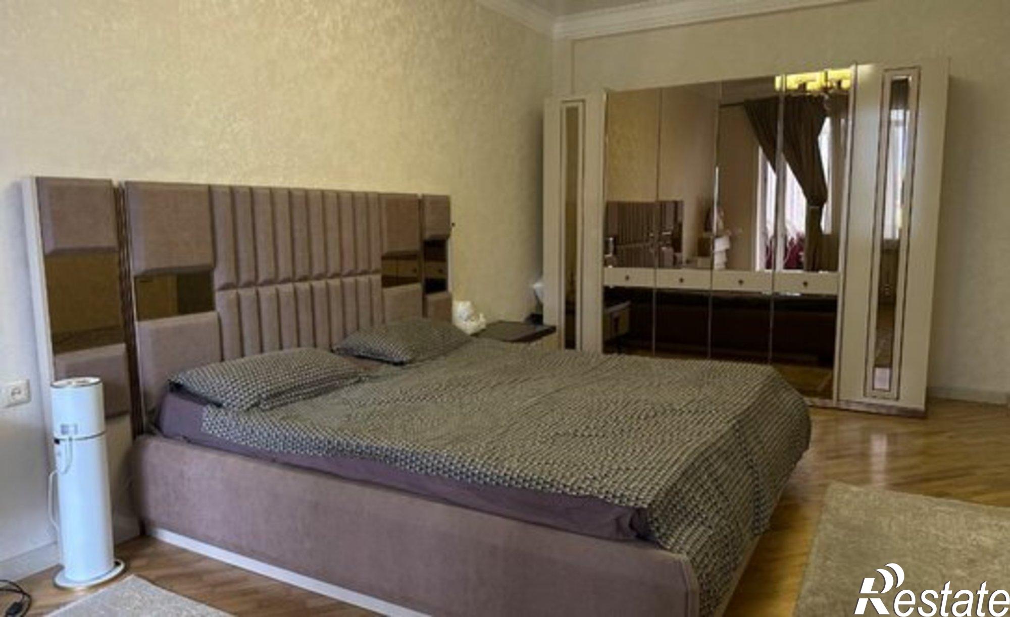 Купить квартиру за 9 350 000 рублей на ул Учительская, 13а