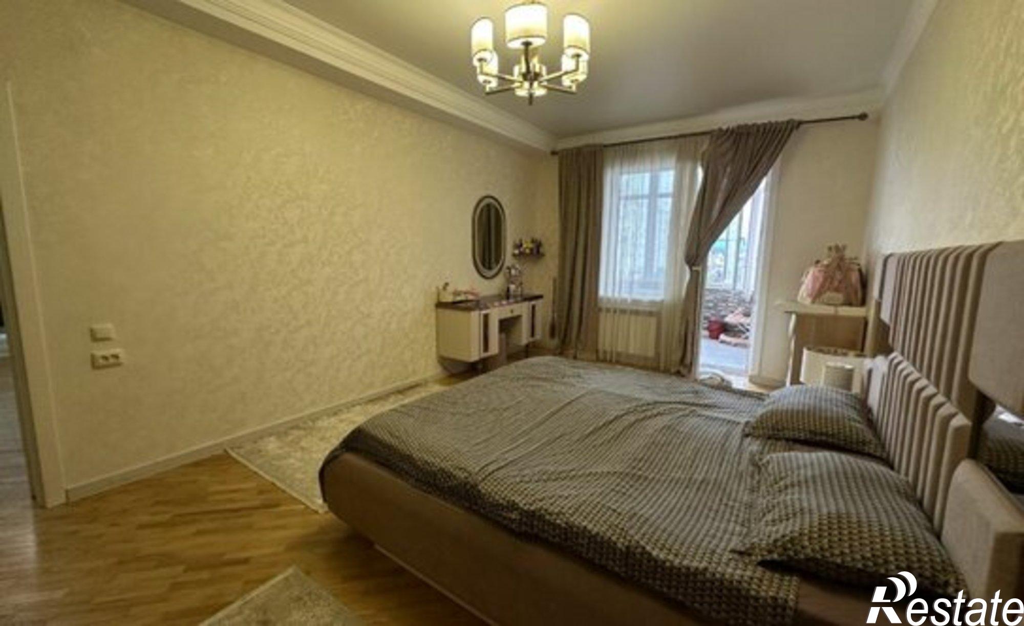 Купить квартиру за 9 350 000 рублей на ул Учительская, 13а