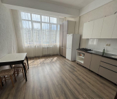1-комн, 61кв м, этаж 4/9 пр-кт Насрутдинова, 7
