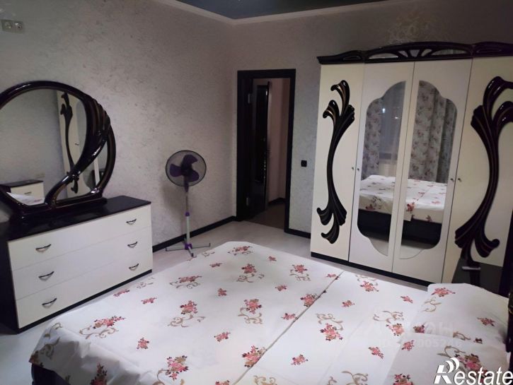 3-комн квартира пр-кт Имама Шамиля, 30Г,  д. 30Г