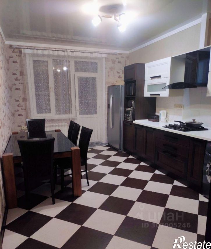 3-комн квартира пр-кт Имама Шамиля, 30Г,  д. 30Г