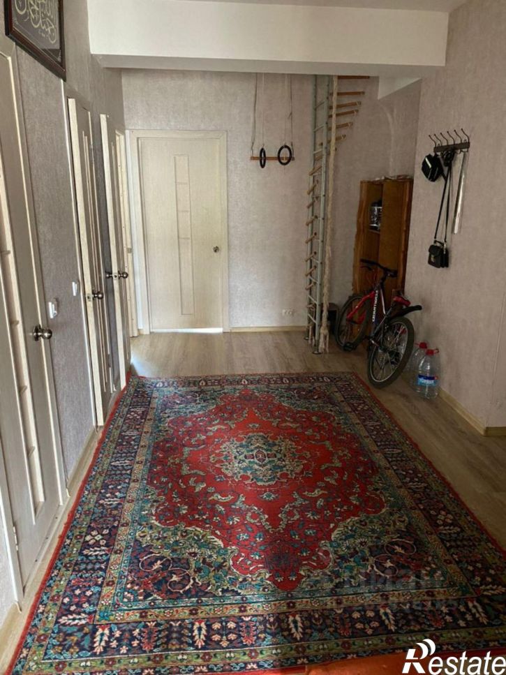 3-комн квартира ул Юсупа Акаева, 21Б,  д. 21Б
