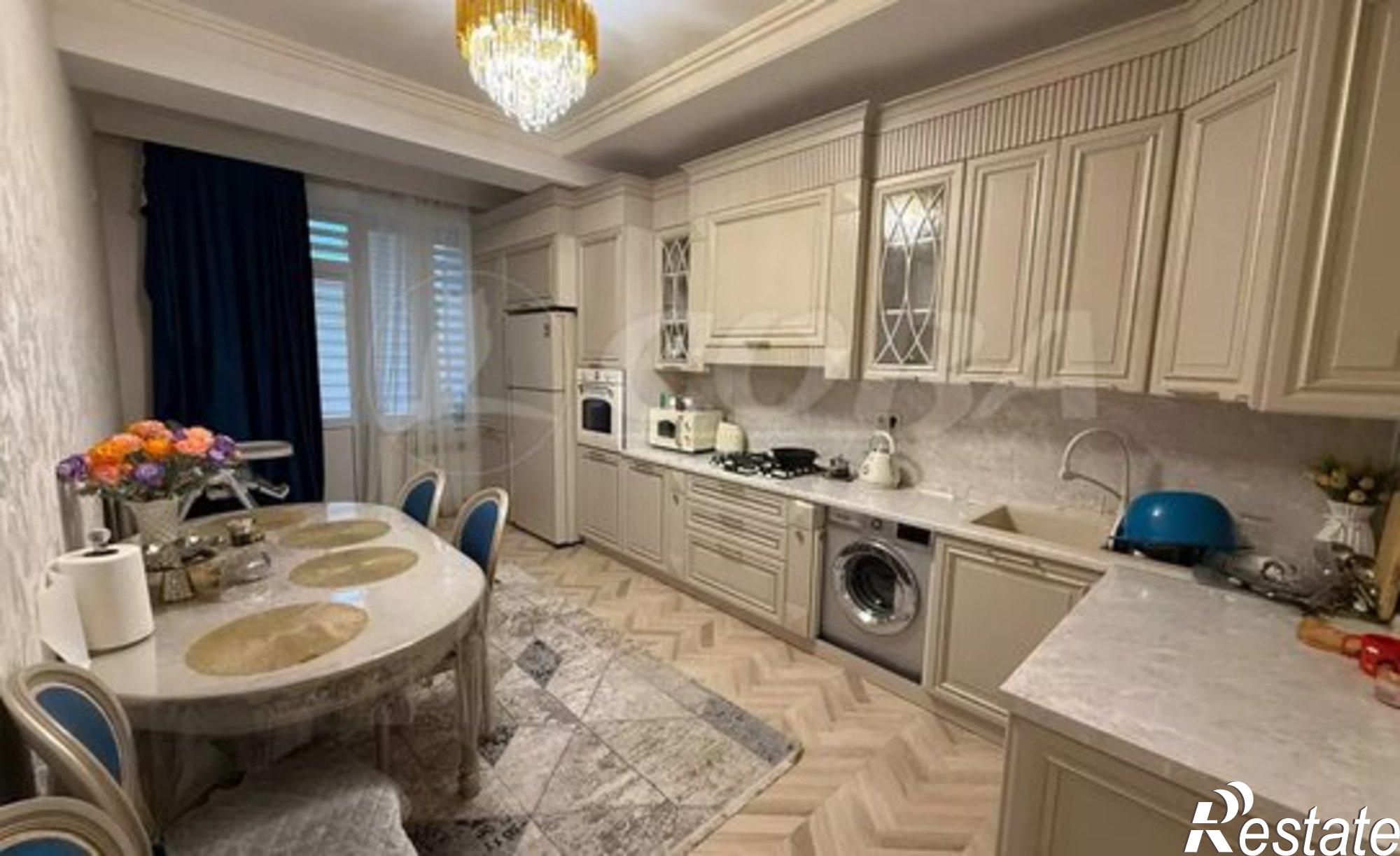 Купить квартиру за 14 500 000 рублей на ул Кадарская, 40
