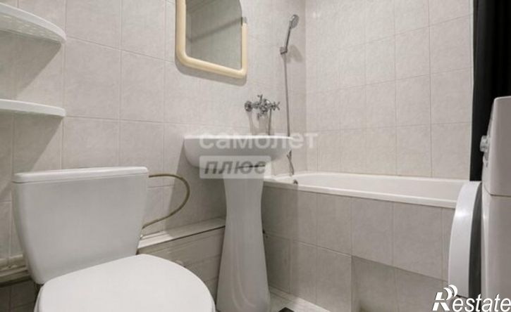 2-комн квартира пр-кт Петра 1, 97,  д. 97