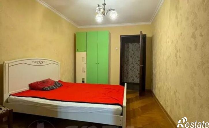 4-комн квартира пр-кт Имама Шамиля, 57А,  д. 57А