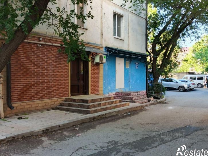 Помещение свободного назначения пр-кт Гамидова, 61А,  д. 61А