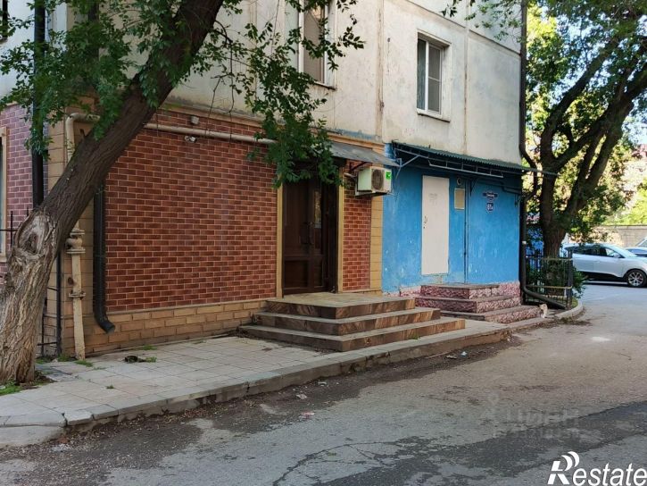 Помещение свободного назначения пр-кт Гамидова, 61А,  д. 61А