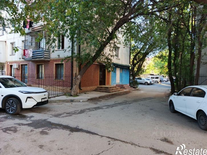 Помещение свободного назначения пр-кт Гамидова, 61А,  д. 61А