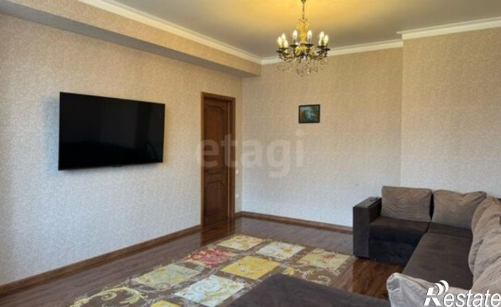 2-комн квартира ул Времена года, 8а,  д. 8а