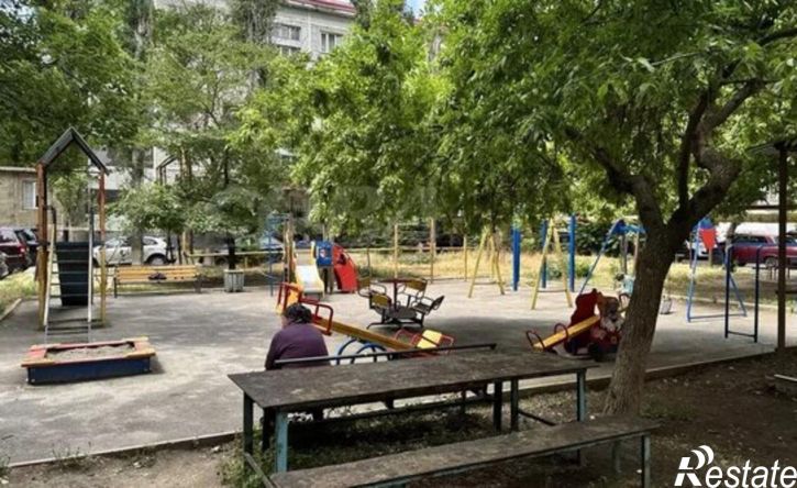 3-комн квартира ул Абдуллы Гаджиева, 15Г,  д. 15Г
