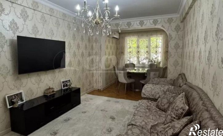 3-комн квартира ул Абдуллы Гаджиева, 15Г,  д. 15Г