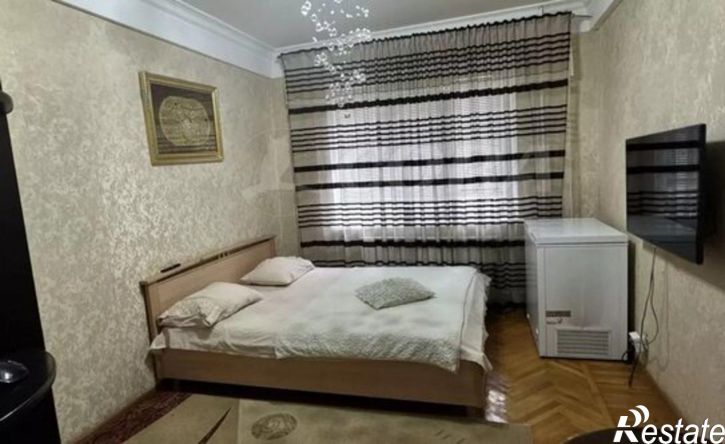 3-комн квартира ул Абдуллы Гаджиева, 15Г,  д. 15Г
