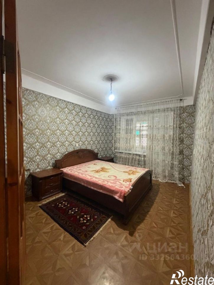 2-комн квартира ул Богатырева, 11А,  д. 11А