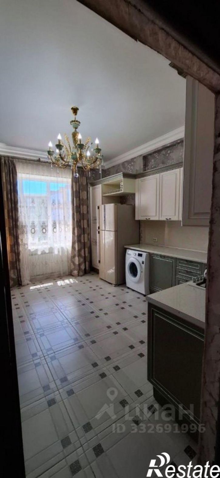 3-комн квартира ул Юсупова, 84 1,  д. 84 1,  к. 1