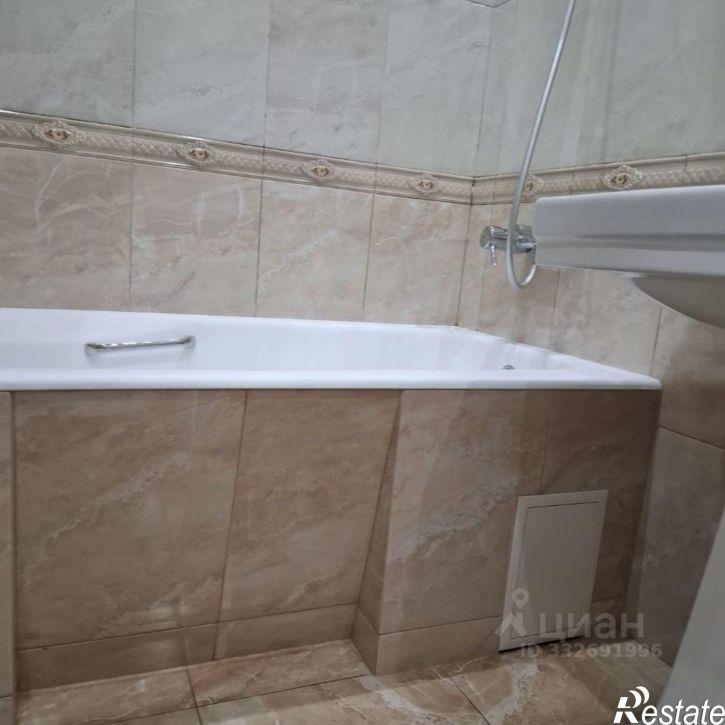3-комн квартира ул Юсупова, 84 1,  д. 84 1,  к. 1