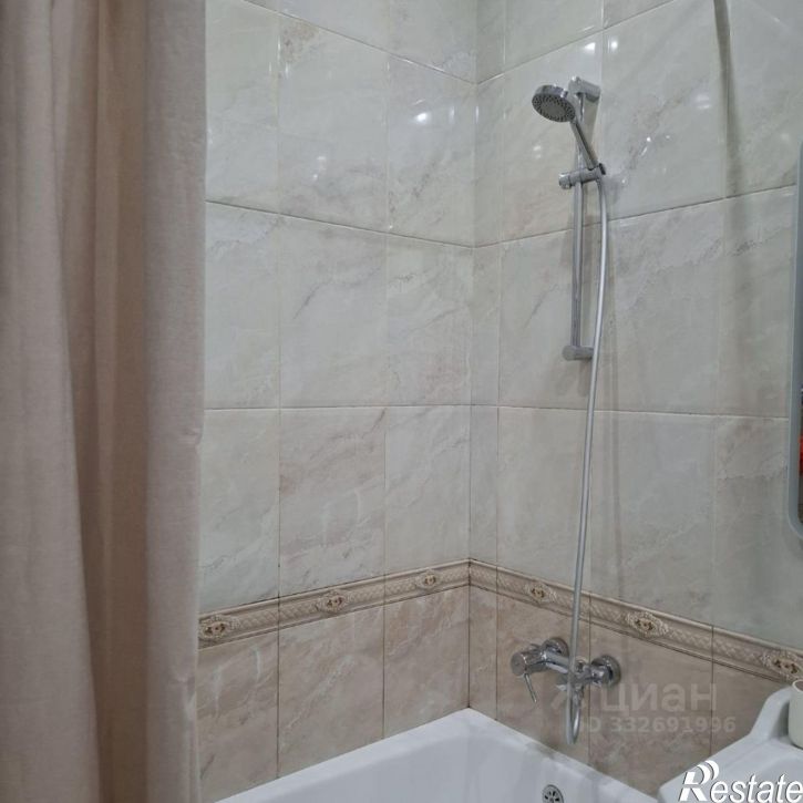 3-комн квартира ул Юсупова, 84 1,  д. 84 1,  к. 1