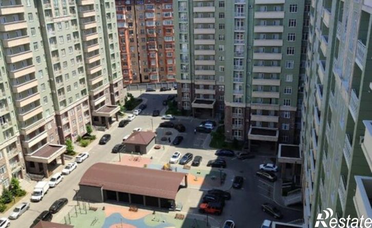 3-комн квартира ул Титова, 144,  д. 144