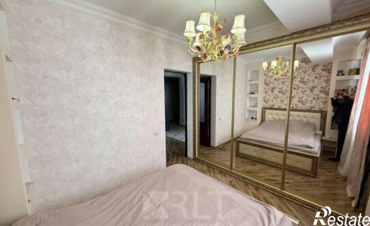 3-комн квартира ул Митарова, 3,  д. 3