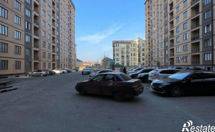 3-комн квартира ул Лизы Чайкиной, 80,  д. 80