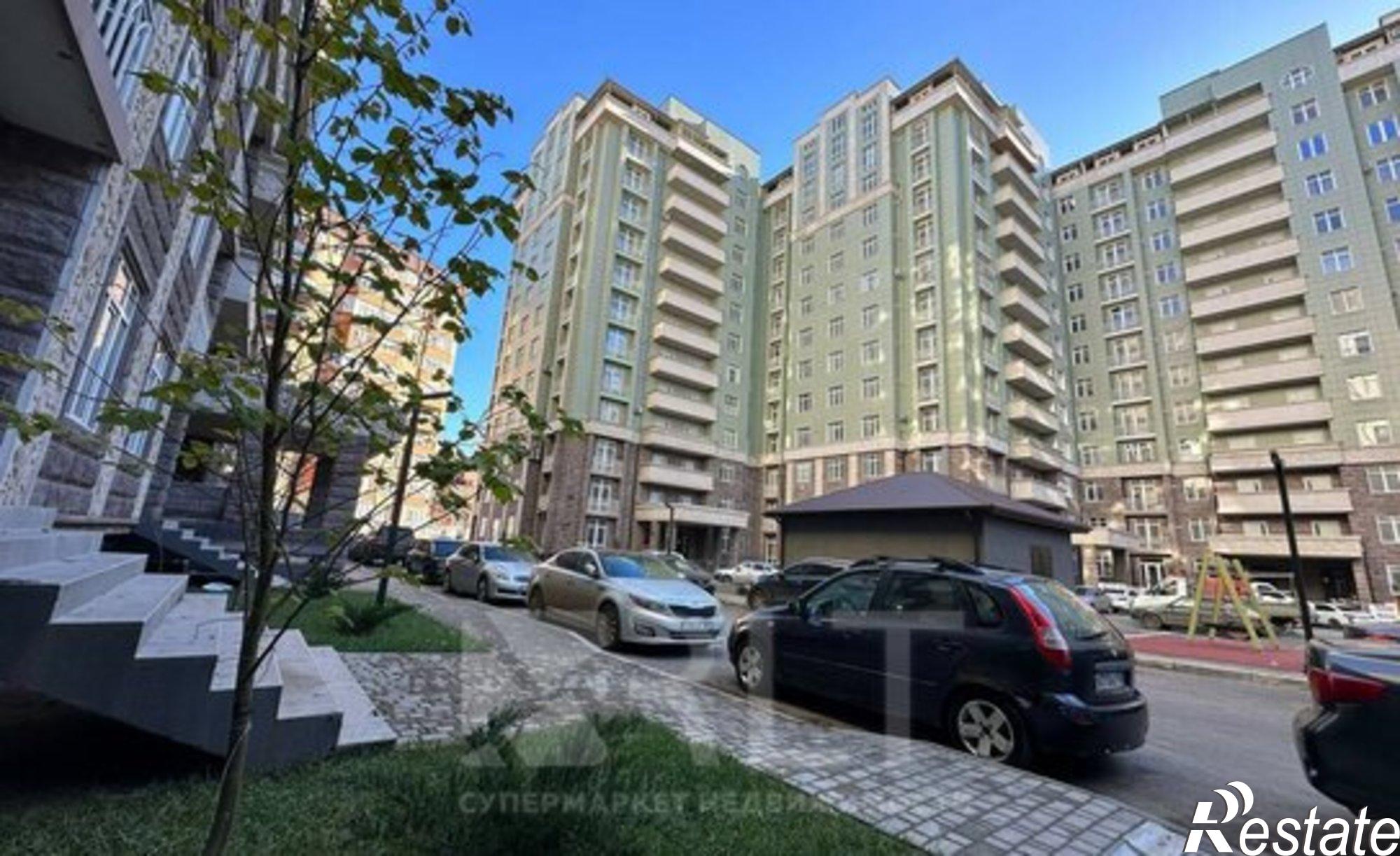 Купить квартиру за 8 400 000 рублей на ул Титова, 144