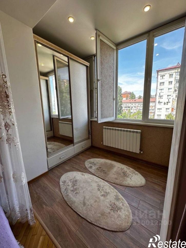 3-комн квартира ул Лаптиева, 63Г,  д. 63Г