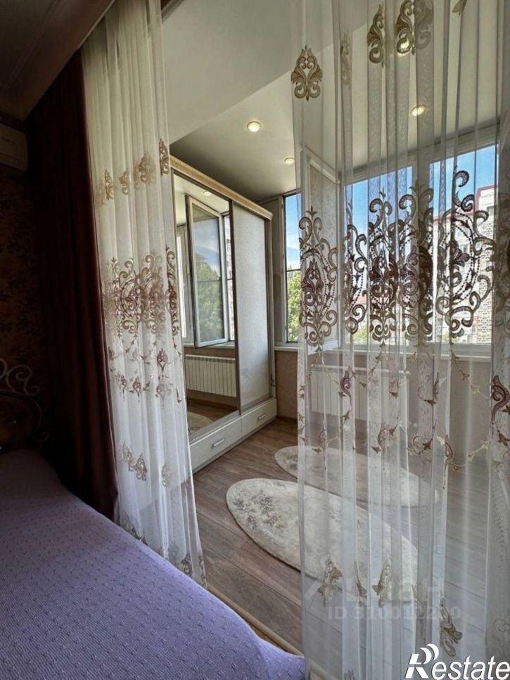 3-комн квартира ул Лаптиева, 63Г,  д. 63Г