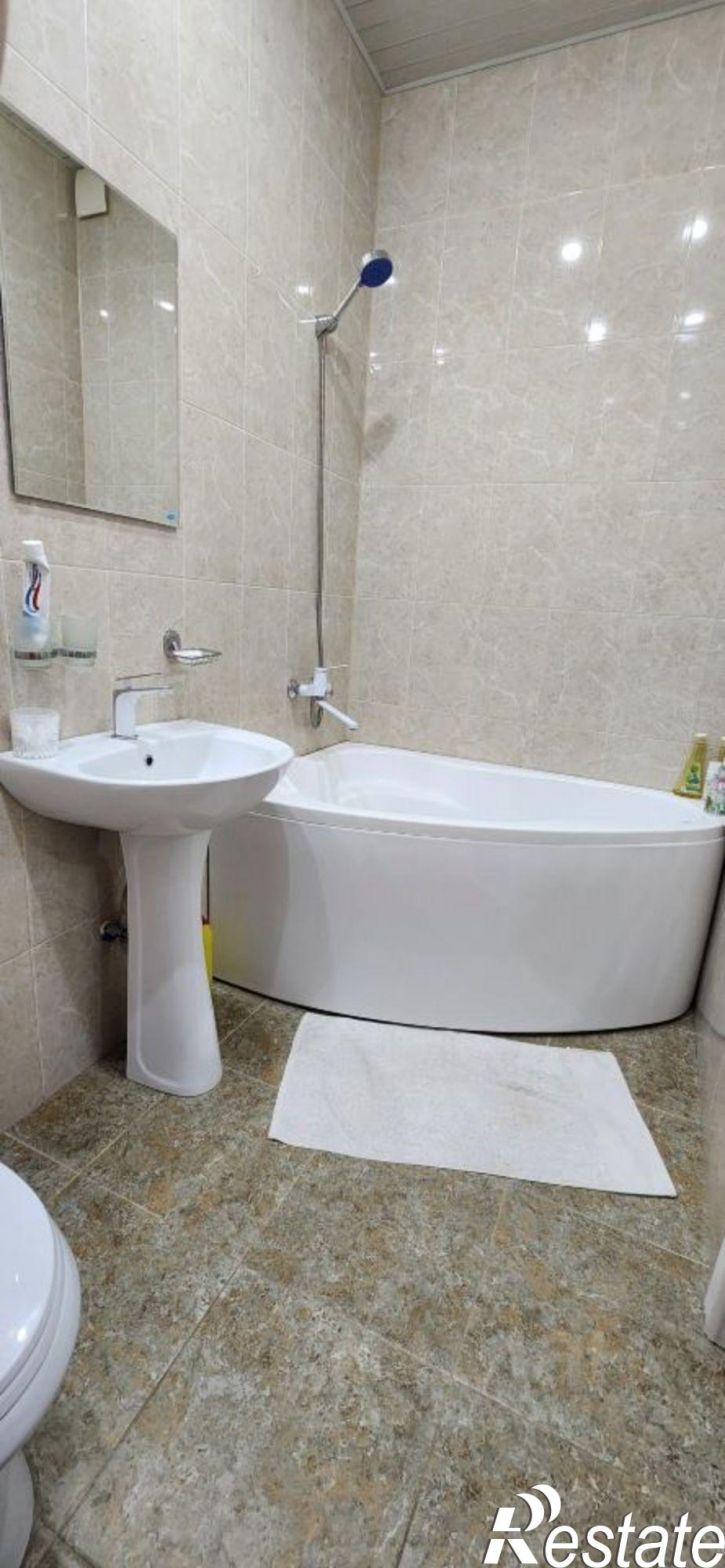 2-комн квартира пр-кт Петра 1, 89,  д. 89