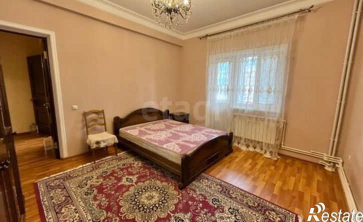3-комн квартира ул Абдулхакима Исмаилова, 68,  д. 68