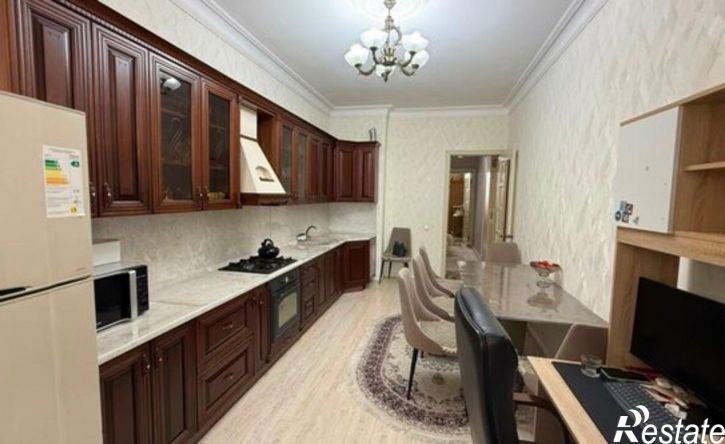 2-комн квартира пр-кт Насрутдинова, 55 2,  д. 55 2,  к. 2