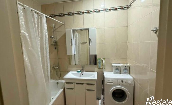 2-комн квартира пр-кт Насрутдинова, 55 2,  д. 55 2,  к. 2