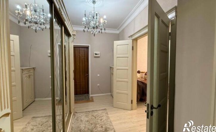 2-комн квартира пр-кт Насрутдинова, 55 2,  д. 55 2,  к. 2