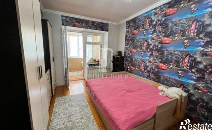 2-комн квартира пр-кт Петра 1, 50Р,  д. 50Р