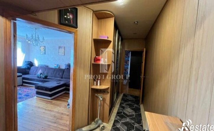 2-комн квартира пр-кт Петра 1, 50Р,  д. 50Р