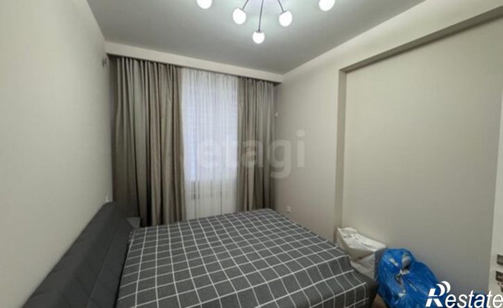 2-комн квартира пр-кт Гамидова, 18д,  д. 18д