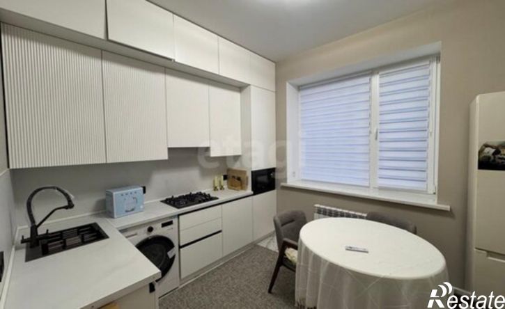 2-комн квартира пр-кт Гамидова, 18д,  д. 18д