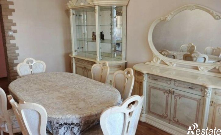 3-комн квартира ул Чеэров, 10,  д. 10