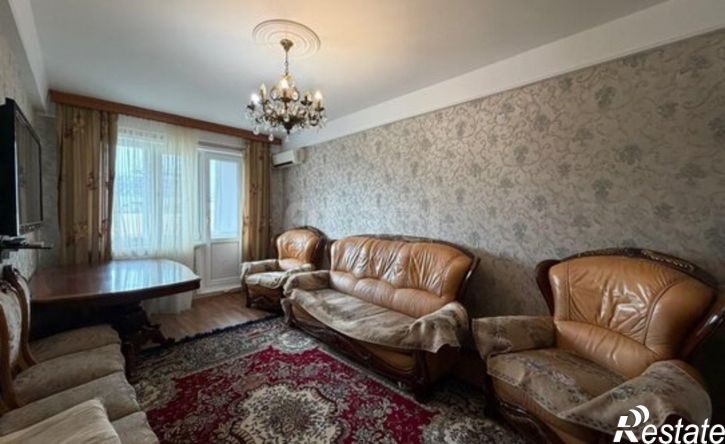 3-комн квартира пр-кт Петра 1, 49Л,  д. 49Л