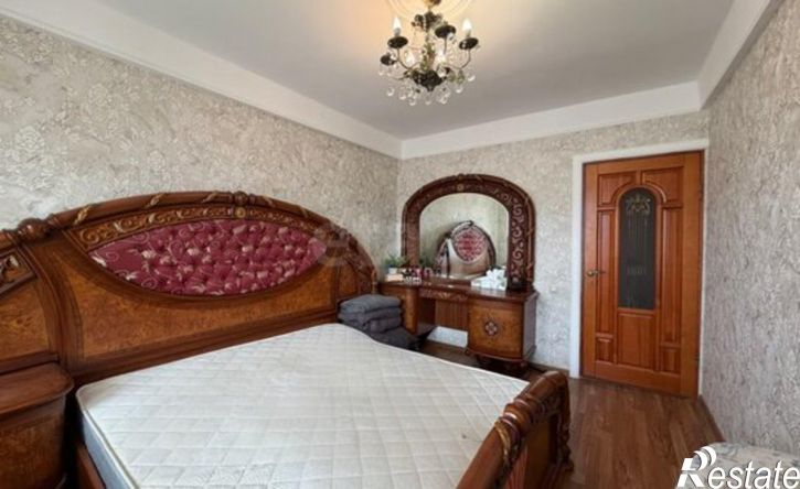 3-комн квартира пр-кт Петра 1, 49Л,  д. 49Л
