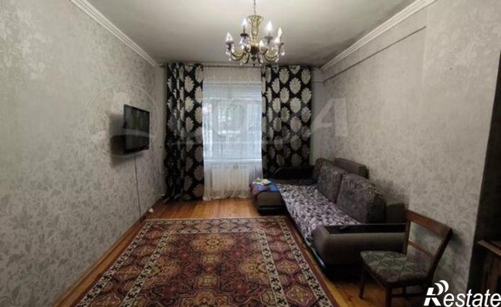 3-комн квартира улица Буганова, 17Г,  д. 17Г