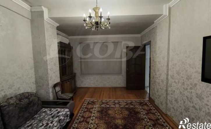 3-комн квартира улица Буганова, 17Г,  д. 17Г