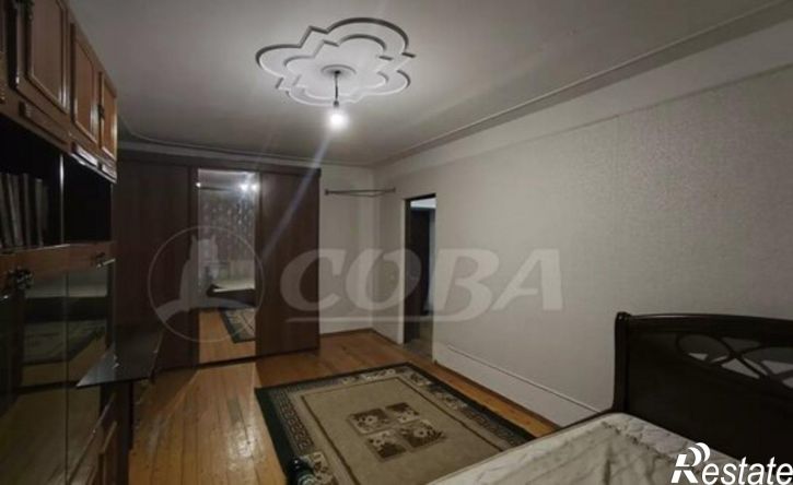 3-комн квартира улица Буганова, 17Г,  д. 17Г