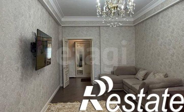 2-комн квартира улица Лаптиева, 8,  д. 8