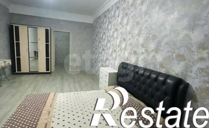 3-комн квартира проспект Насрутдинова, 111,  д. 111