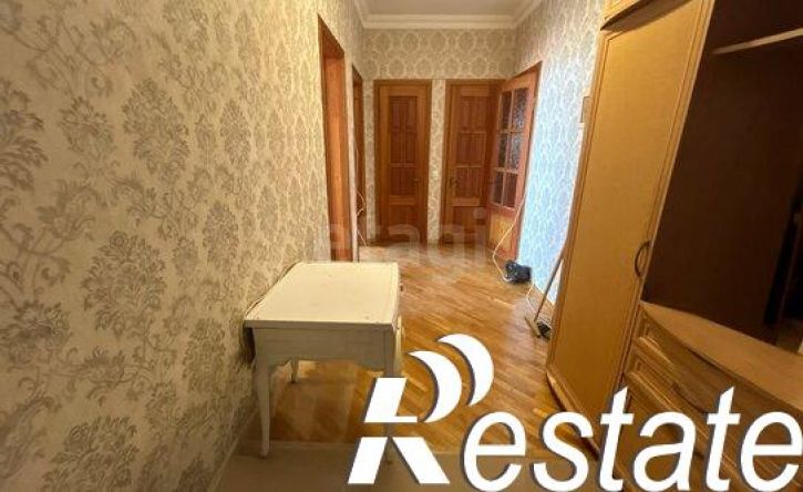 3-комн квартира улица Магомета Гаджиева, 206,  д. 206