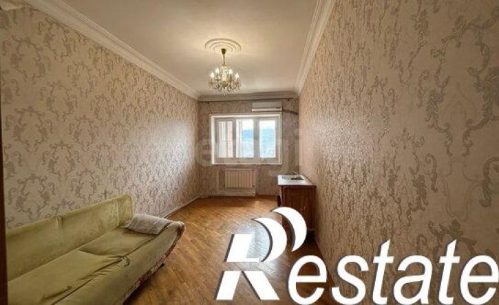 3-комн квартира улица Магомета Гаджиева, 206,  д. 206