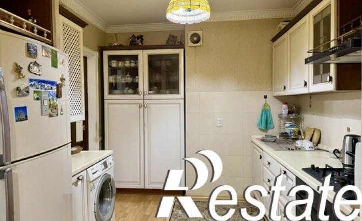 3-комн квартира проспект Казбекова, 6Г,  д. 6Г