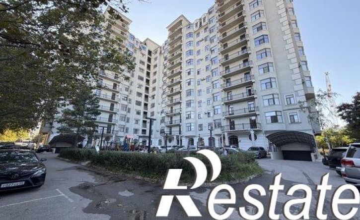 4-комн квартира улица Ирчи Казака, 2А,  д. 2А