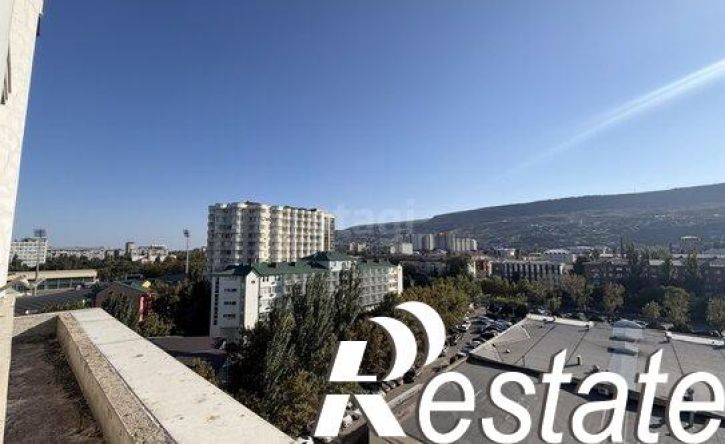 4-комн квартира улица Ирчи Казака, 2А,  д. 2А