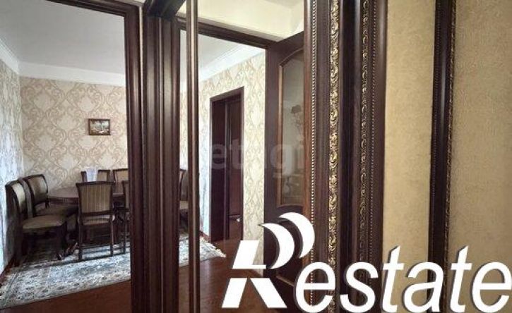 3-комн квартира проспект Гамидова, 57,  д. 57