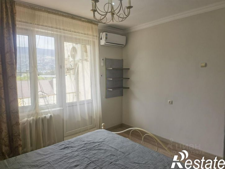2-комн квартира улица Ирчи Казака, 27А,  д. 27А